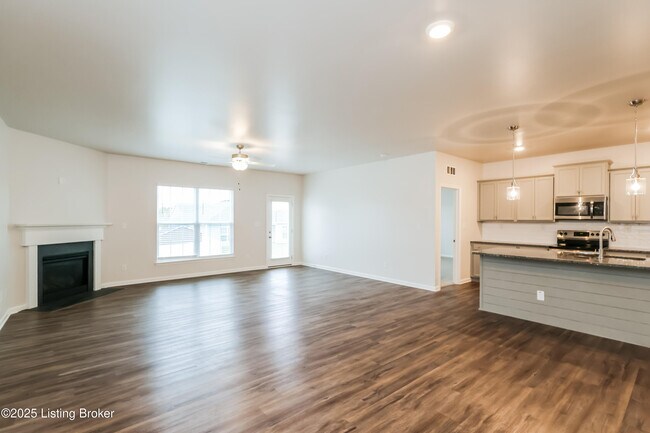 Building Photo - 11912 Parkside Vista Ln