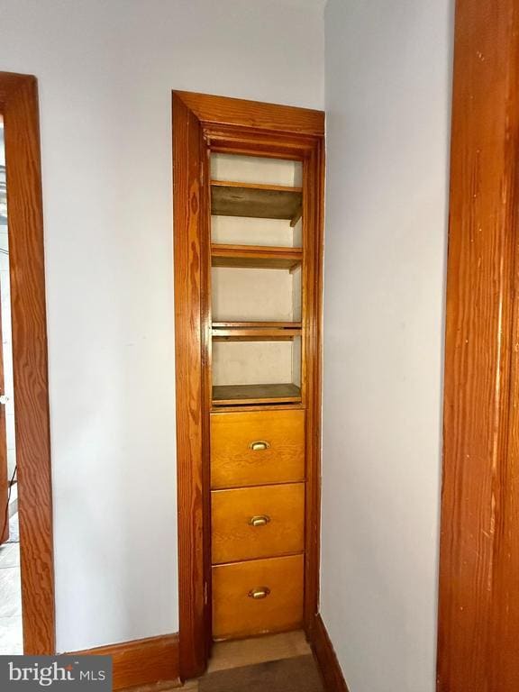 Building Photo - 295 E Main St