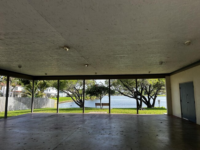 Building Photo - 53 Heather Cove Dr