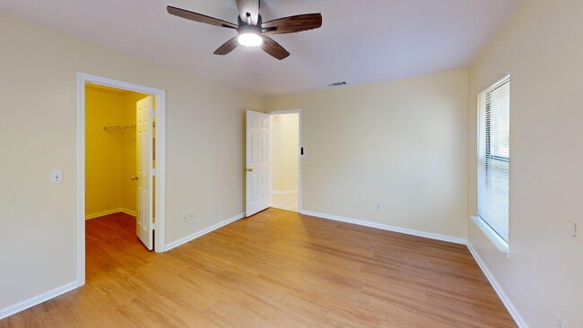 Building Photo - "Charming 3-Bedroom Home on Sweetbriar Lane with Hardwood Elegance!"