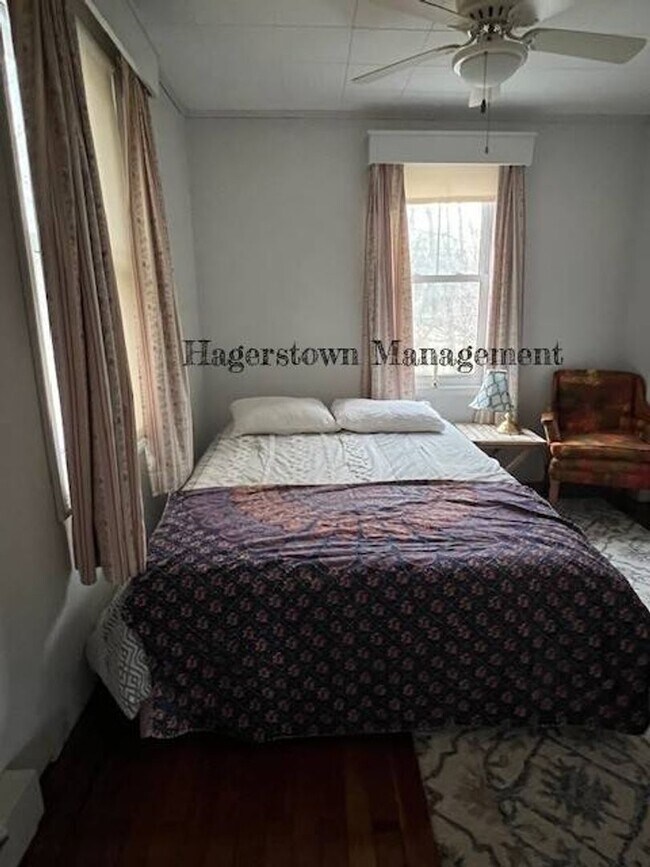 Building Photo - Beautiful Home in Blue Ridge Summit