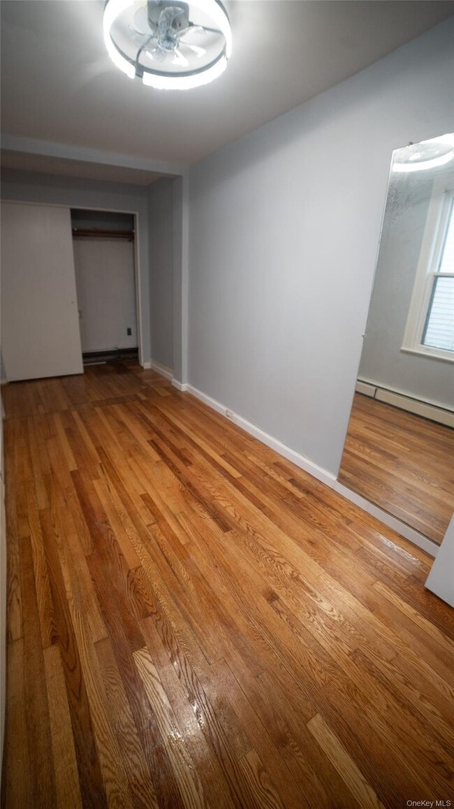 Building Photo - 305 N Terrace Ave