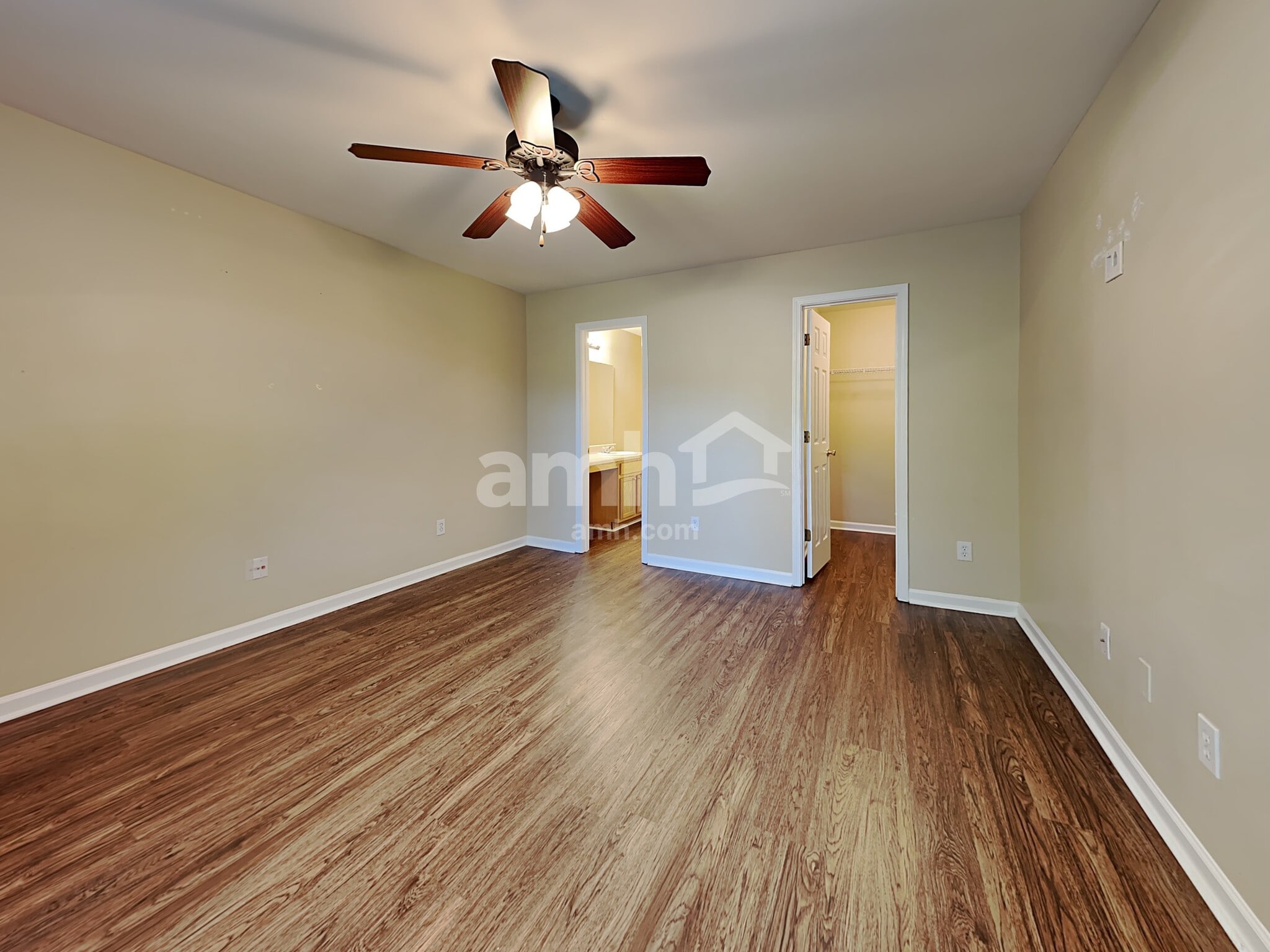 Building Photo - 412 Peach Grove Pl