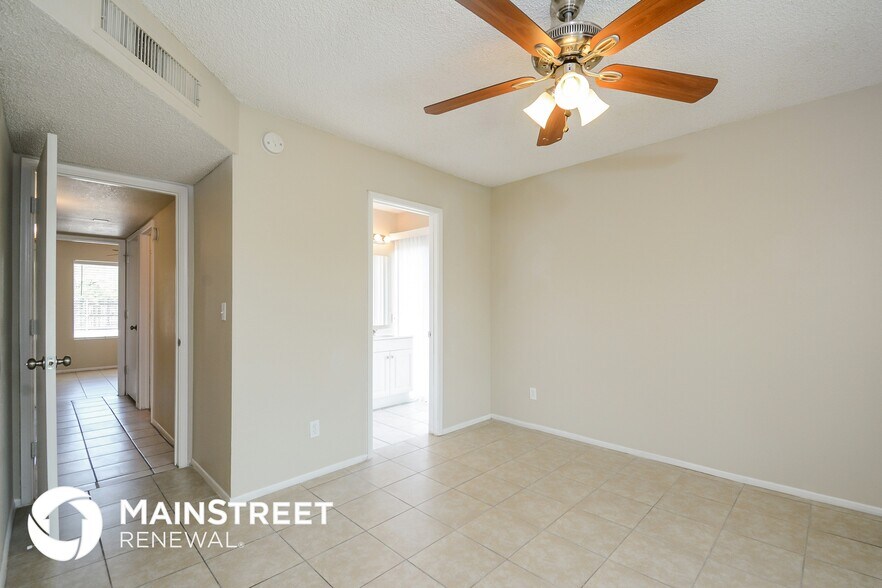 Building Photo - 3119 W Camino Azul