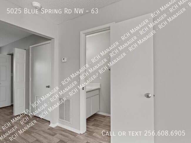 Building Photo - 5025 Blue Spring Rd NW