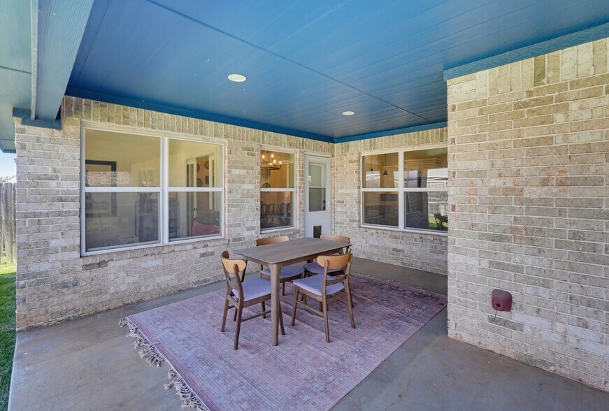 Building Photo - 6518 Stadium Dr