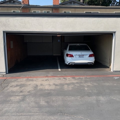 Garage, one side parking with direct entrance into private unit. (shared garage) - 1441 Prospect Ave
