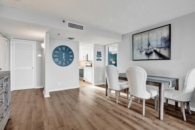 Building Photo - 300 Ocean Trail Way