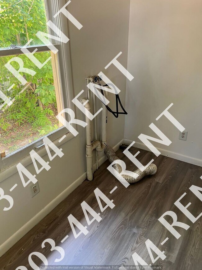 Building Photo - Charming 3-Bedroom, 1-Bath Ranch Home in t...