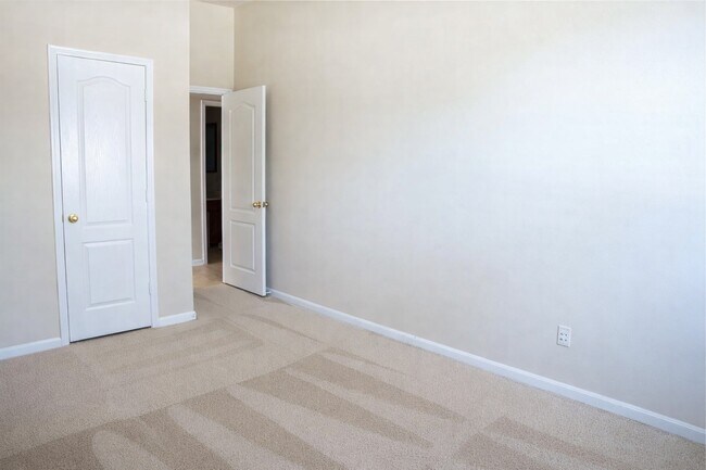 Building Photo - 8515 Clarkman Ridge Ln