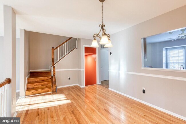 Building Photo - 684 Lions Gate Ln