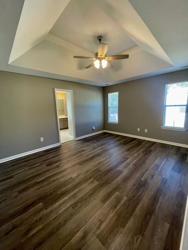 Building Photo - Beautiful 3 bedroom home in Hampton