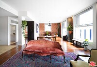 Building Photo - 257 S Spring St