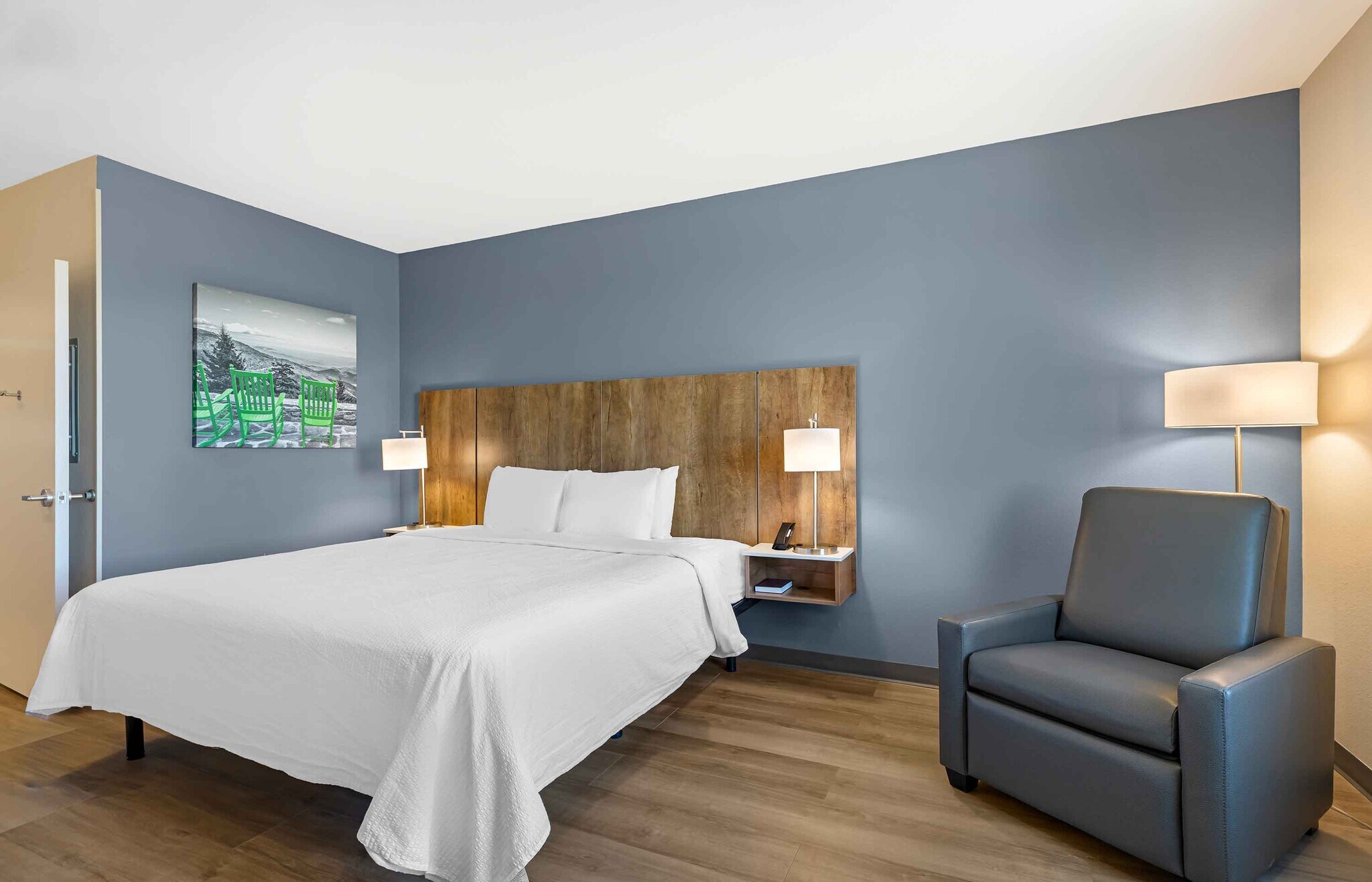 Building Photo - Furnished Studio-Denver International Airport