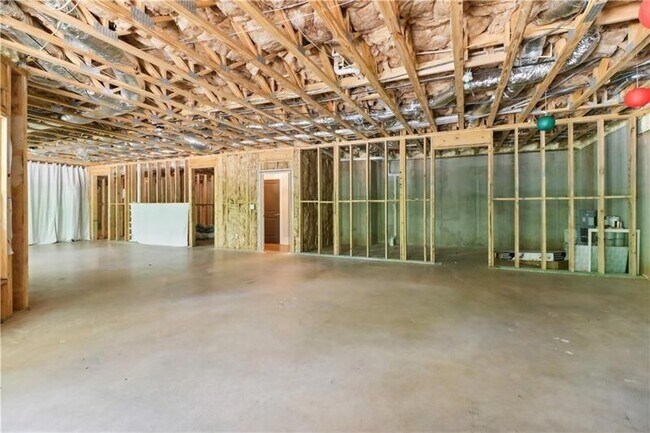 Building Photo - 211 Mount Vernon Hwy