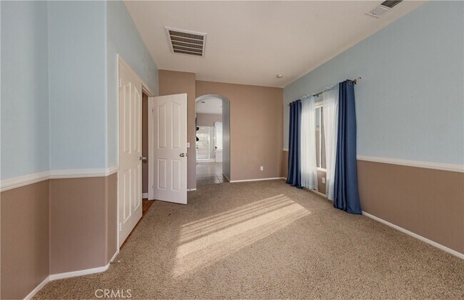 Building Photo - 64243 Eagle Mountain Ave