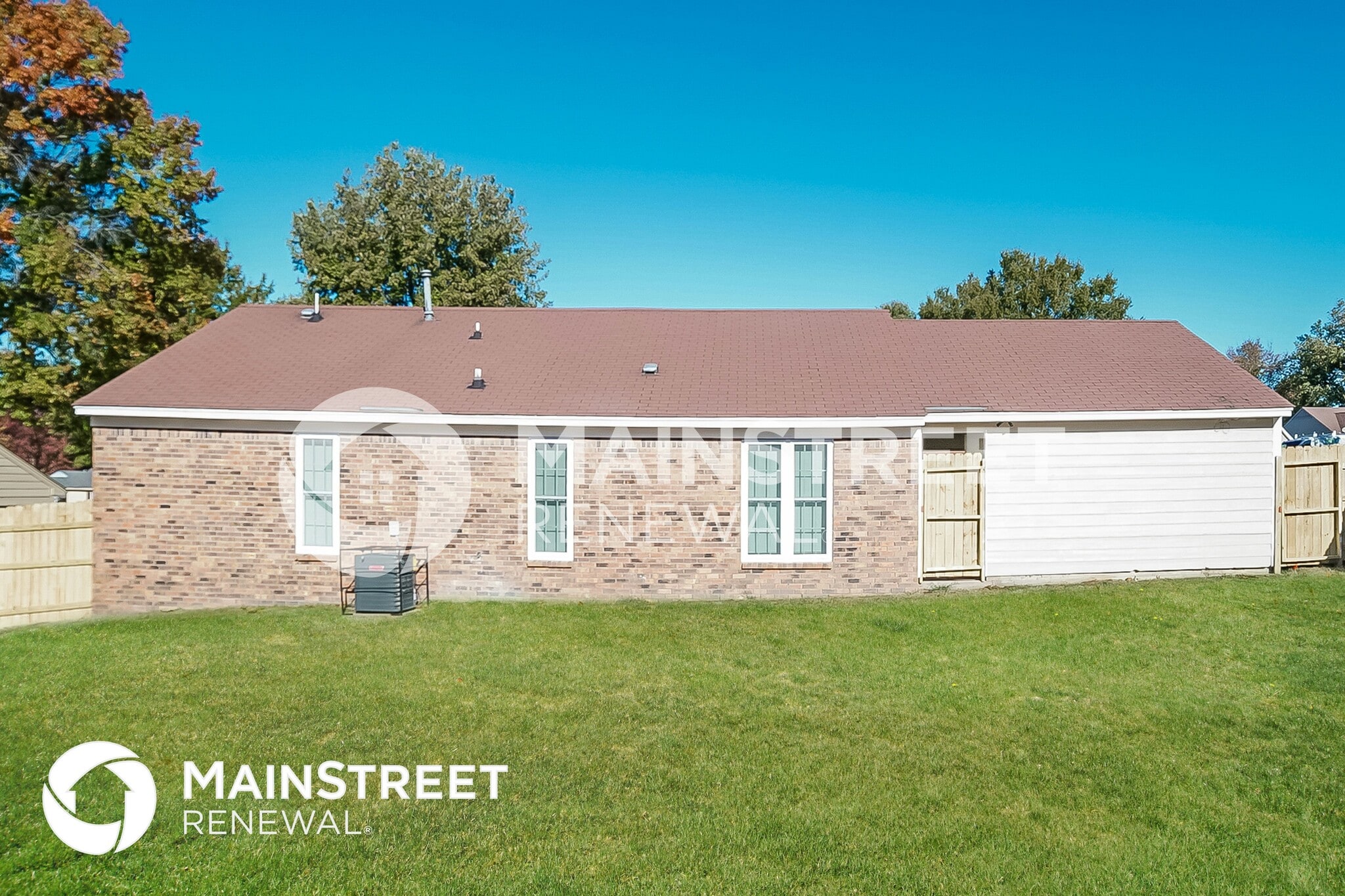 Building Photo - 3555 Dorchester Dr