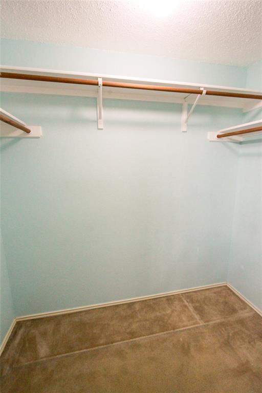 Building Photo - 9705 Dalewood Dr