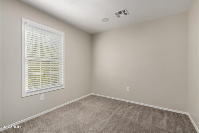 Building Photo - 2639 S Harmony Ave