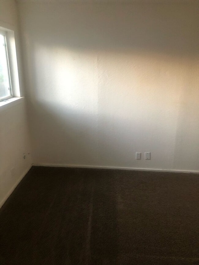 Building Photo - Welcome to the 3 Bedroom Mobile Home in Thornton! Located in the vibrant city of Denver, CO