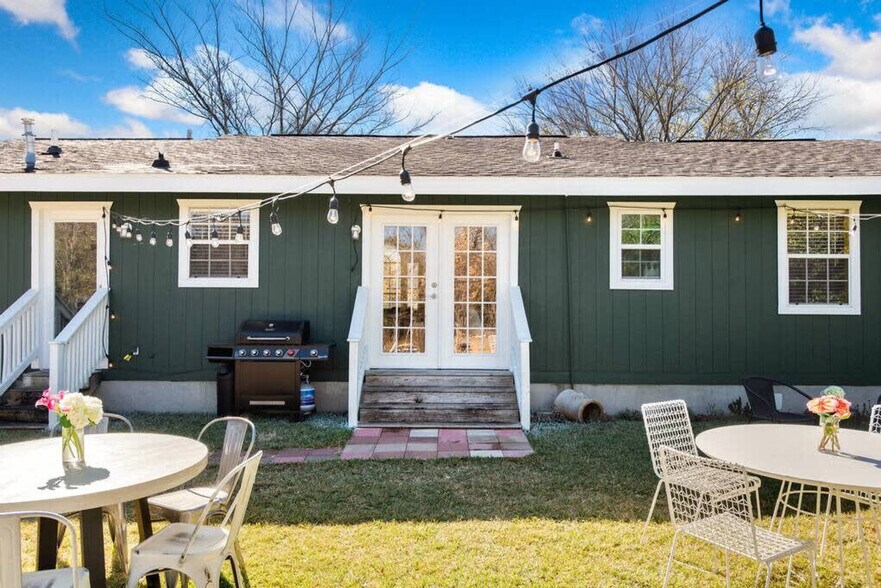 Building Photo - 5706 Tura Ln