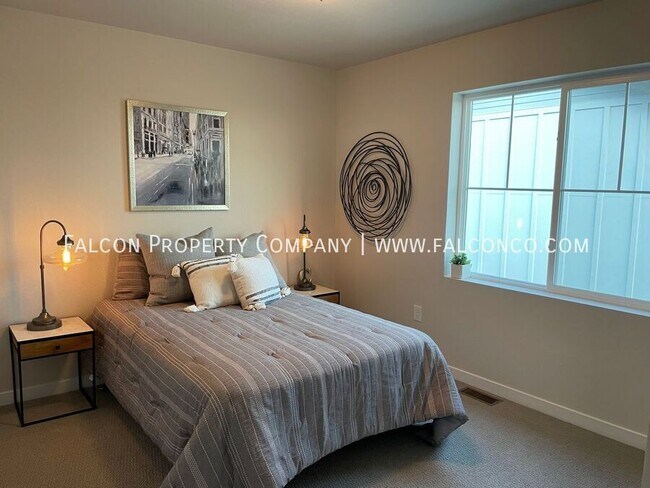 Building Photo - 8224 Harvey Logan Dr