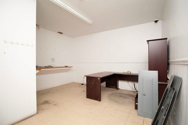 Building Photo - 5029 US-83