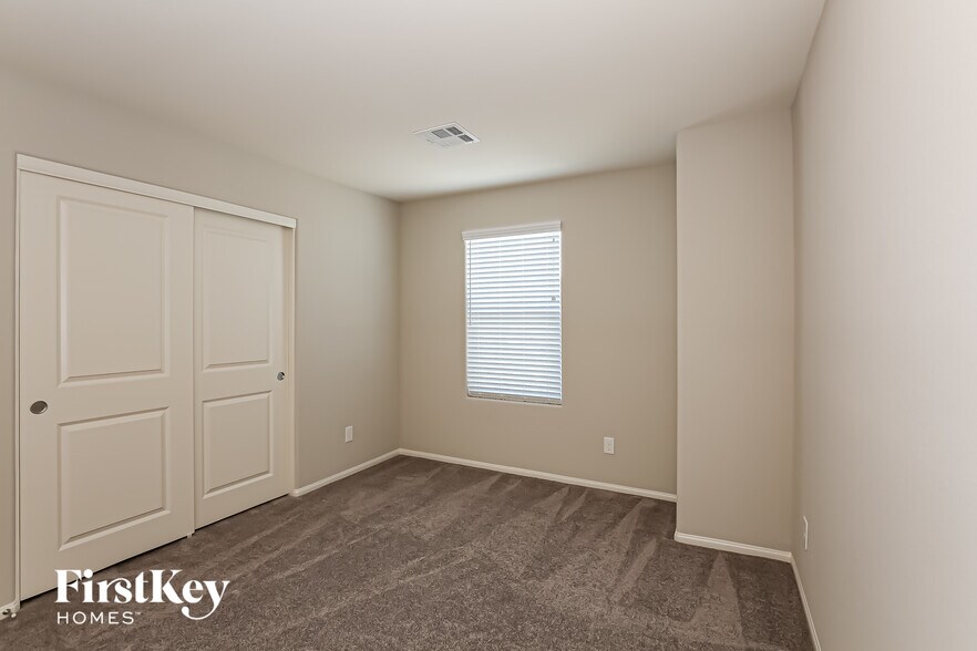 Building Photo - 3628 Monkfish Ct