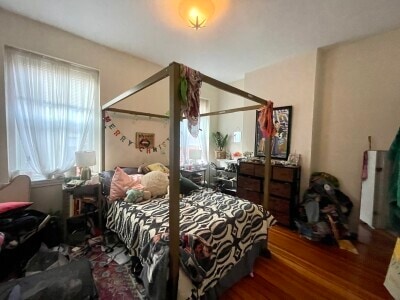 Building Photo - 19 Aberdeen St