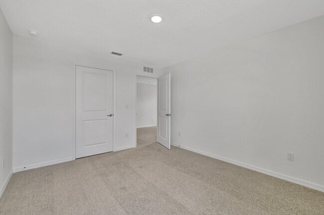 Building Photo - 4977 Armina Pl