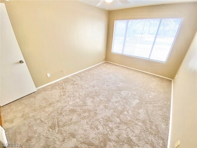 Building Photo - 3065 Casey Dr