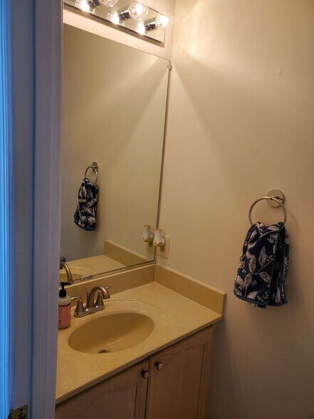 Building Photo - 11309 Kings Crest Ct