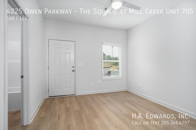 Building Photo - 4225 Owen Pkwy