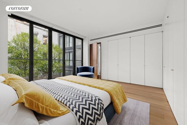 Building Photo - 27 Wooster St