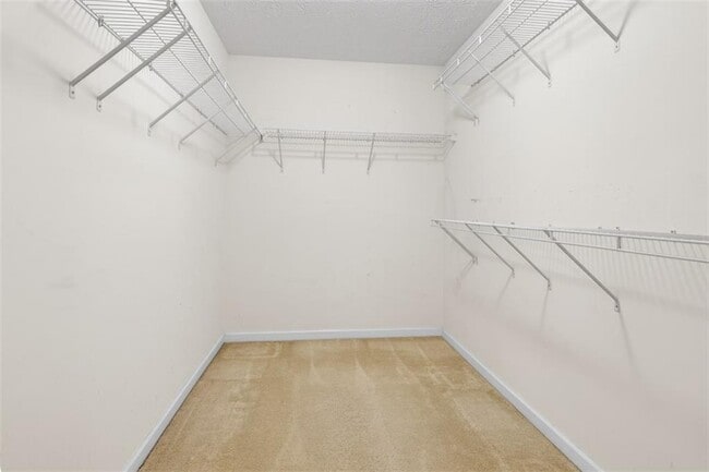 Building Photo - 4160 Plantation Mill Dr