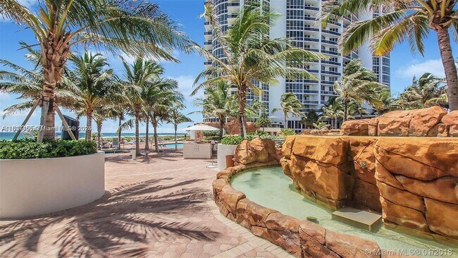 Building Photo - 18101 Collins Ave