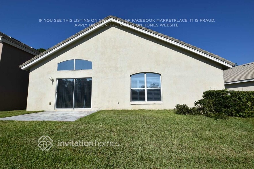Building Photo - 17652 Nathans Dr