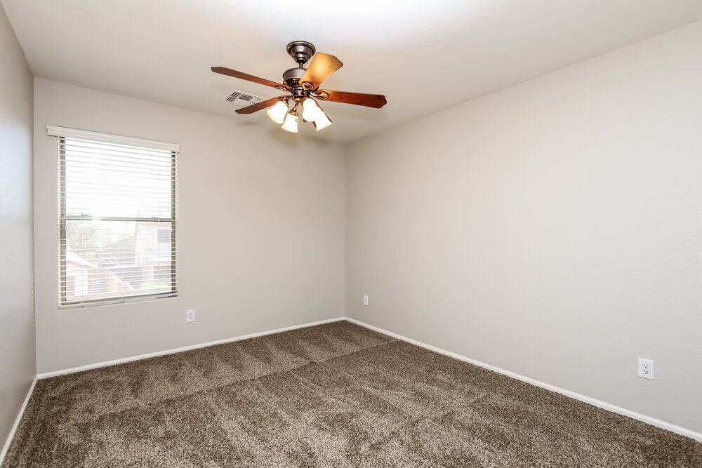 Building Photo - 2501 W Oberlin Way