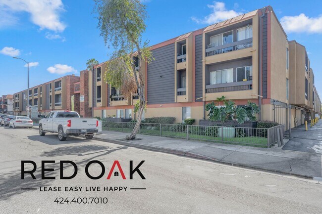Building Photo - 17830 Sherman Way