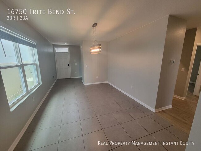 Building Photo - 16750 Trite Bend St