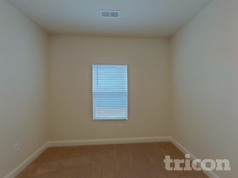 Building Photo - 7217 Jerimoth Dr