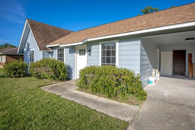 Building Photo - Charming 3-Bed, 1-Bath Home - Fully Remodeled & Move-In Ready!
