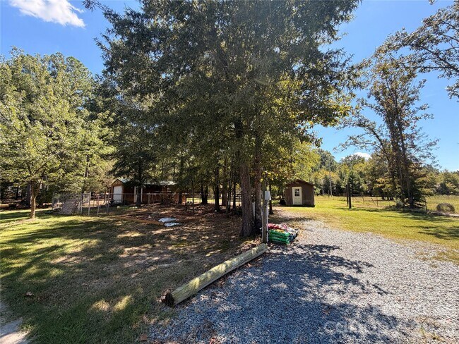 Building Photo - 5602 State Rd S-13-577