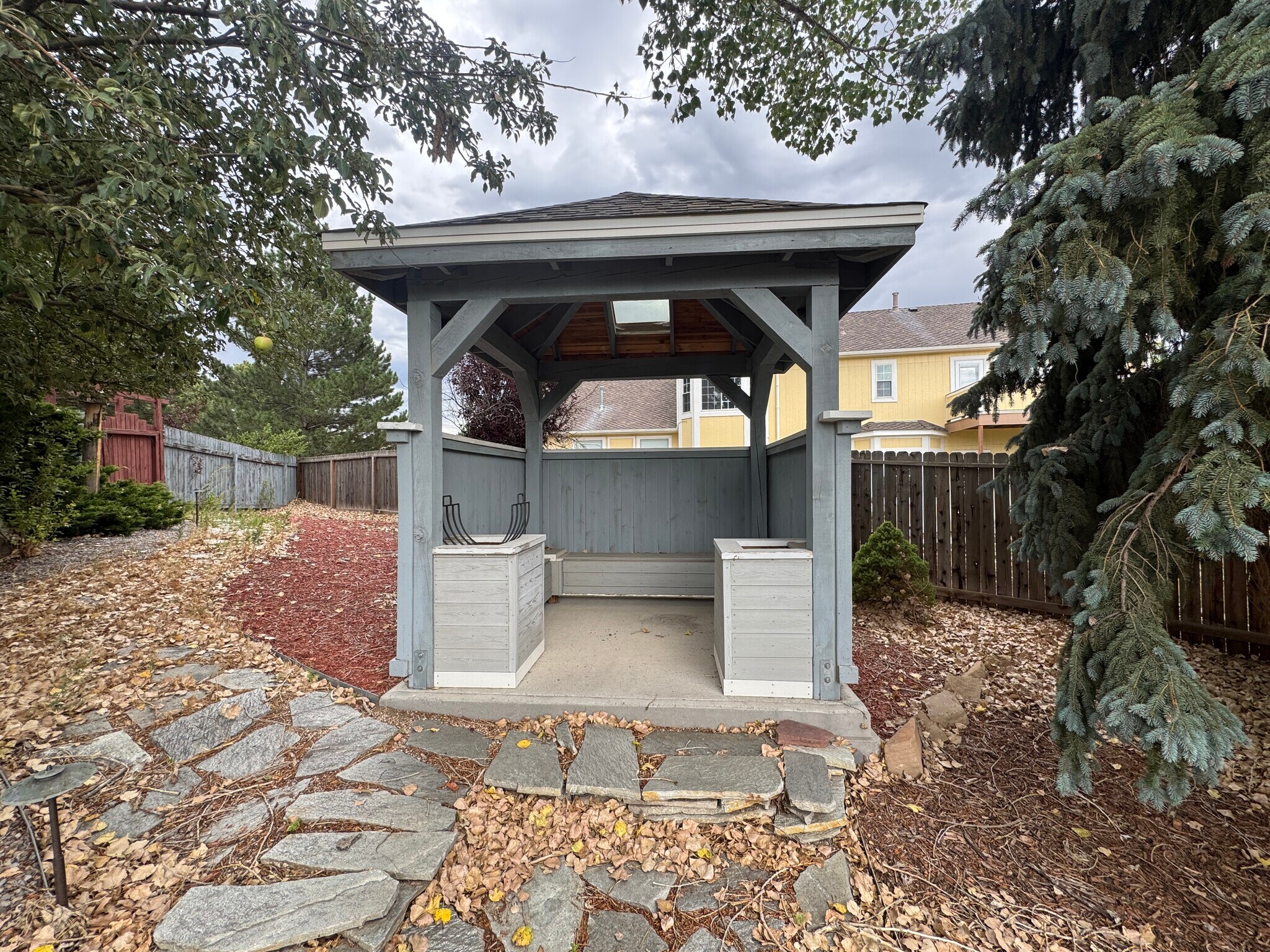 Building Photo - 4720 Oz Ct