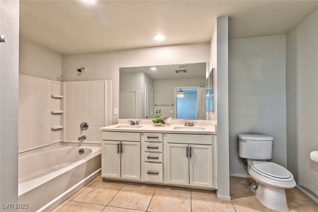 Building Photo - 9130 Cocowoods Pl