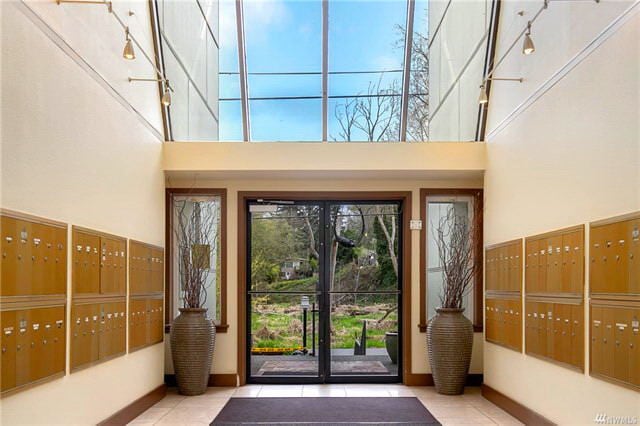 Lobby and Foyer - 10501 8th Ave NE
