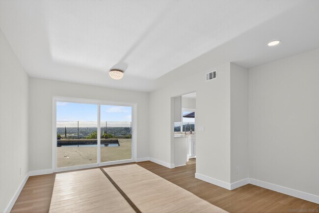 Building Photo - 4060 Rosarita Dr