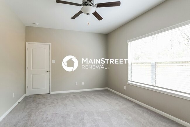 Building Photo - 5 Bedroom Pet-Friendly Home in Magnolia, TX with Main Street Renewal