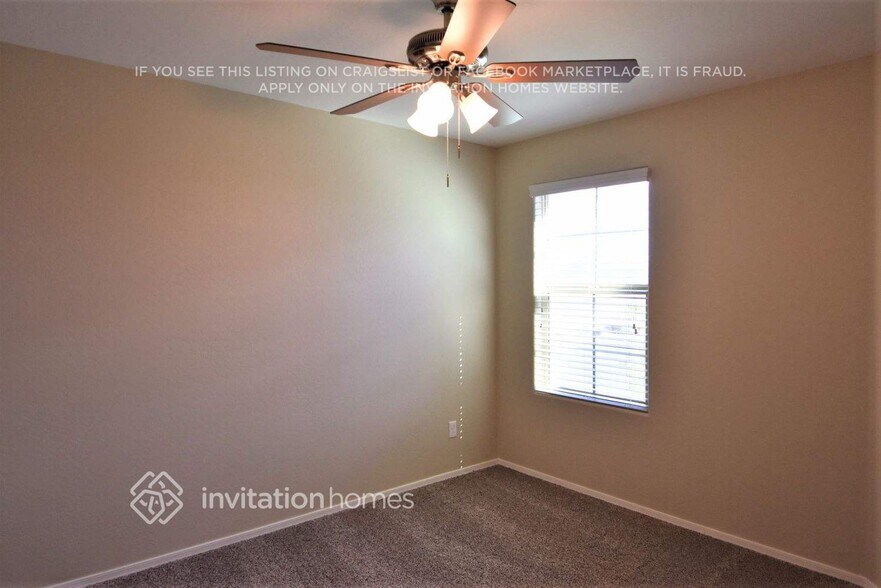 Building Photo - 17512 W Buchanan St