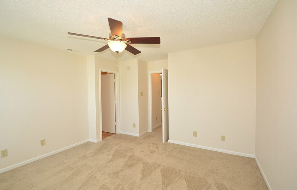 Building Photo - 12162 Maize Dr